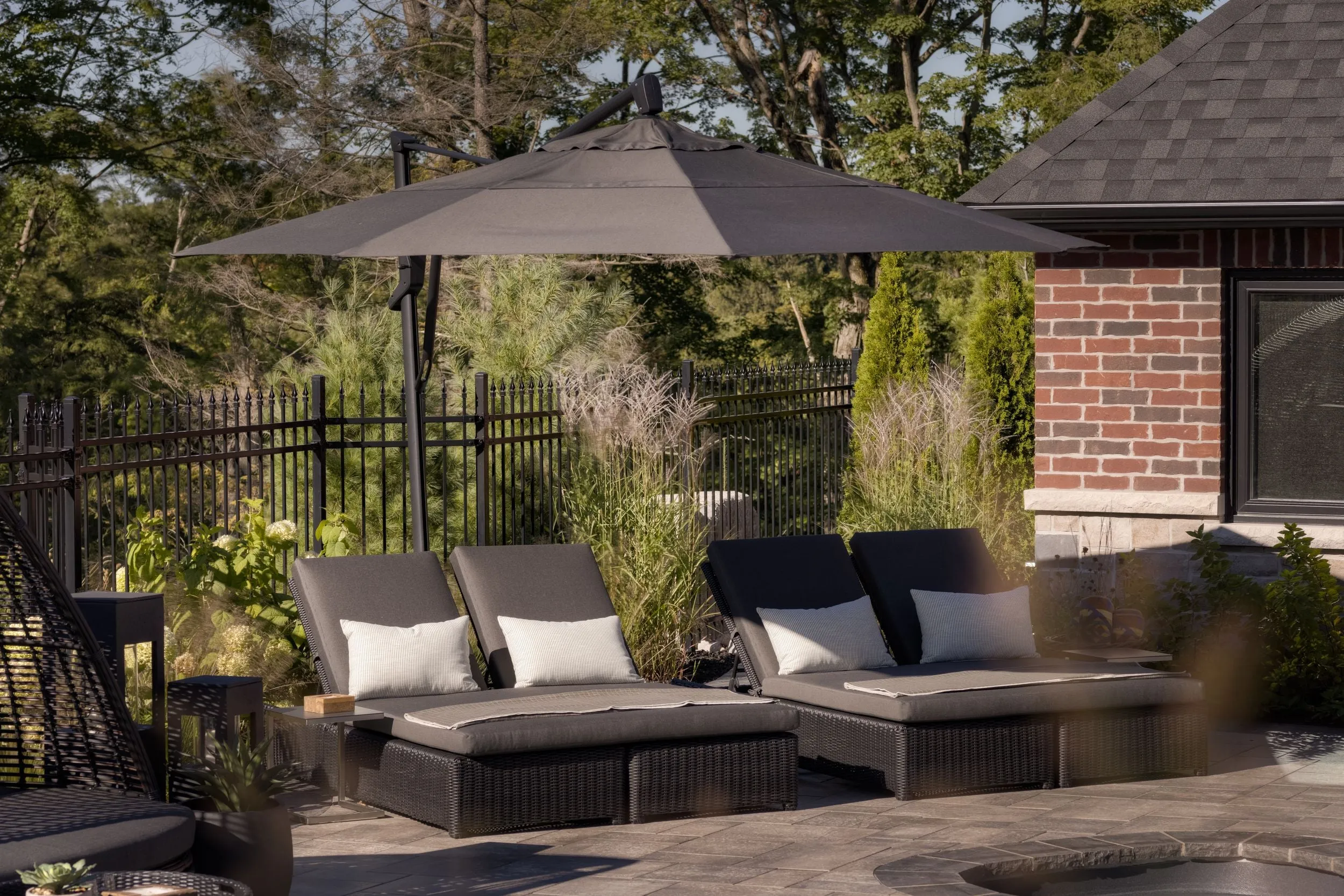 AKZ 13ft PLUS Octagonal Umbrella - PRE-ORDER SPRING 2025