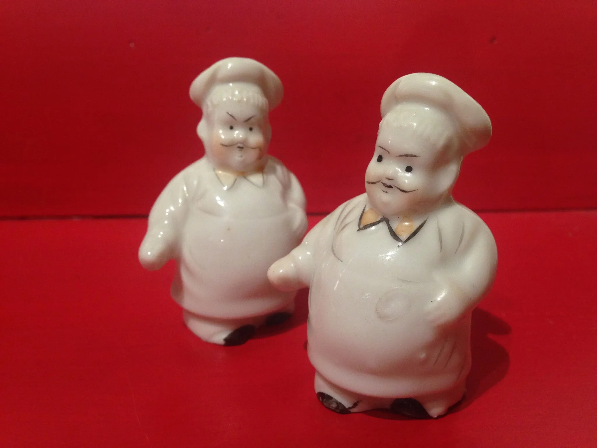 Art and Jesus' salt and pepper shakers