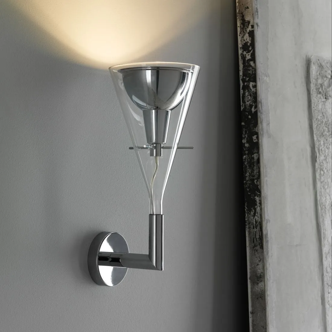 FLUTE Wall Lamp